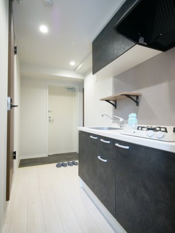 キッチン　※写真は別の部屋のものです。
