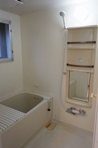バス・シャワールーム　同タイプ別部屋写真使用