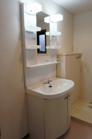 洗面設備　同タイプ別部屋写真使用