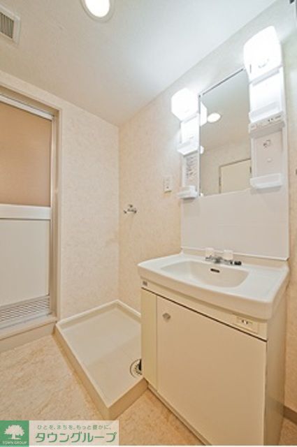 洗面設備　※写真は同タイプ住戸です。