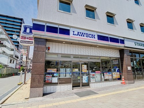 コンビニ　ローソン 香里園駅前店（コンビニ）まで241m