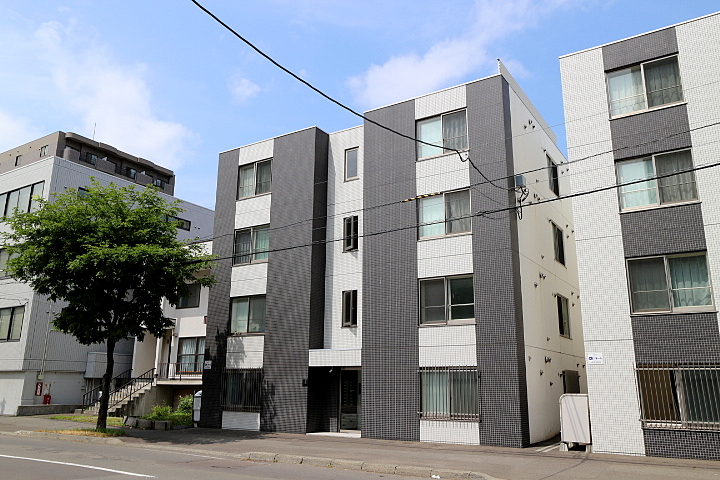 建物外観　桑園イオンもすぐ傍♪