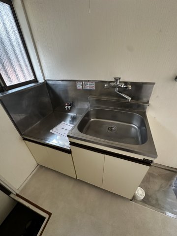 キッチン　1階のお部屋の写真です。ご参考下さい。