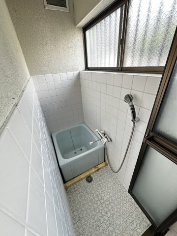 バス・シャワールーム　1階のお部屋の写真です。ご参考下さい。