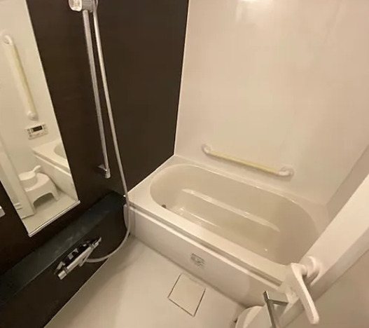 バス・シャワールーム　※別部屋の参考写真です。