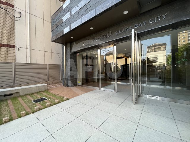エントランス　ジアコスモ大阪ベイシティ　エントランス