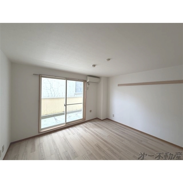 建物外観　洋室