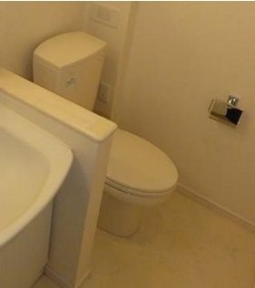 トイレ　※別室参考写真となります