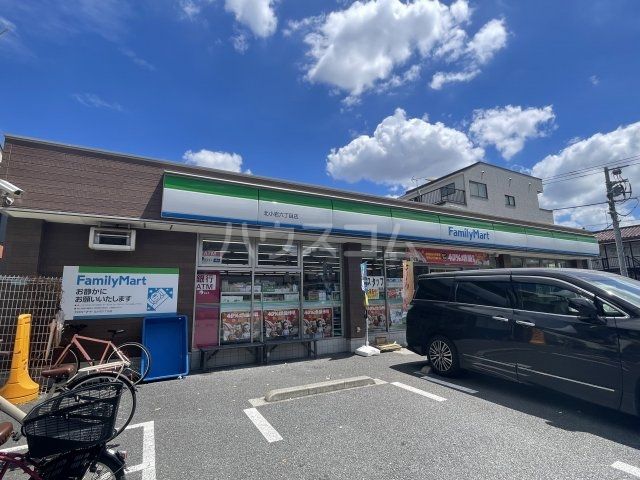 コンビニ　ファミリーマート　北小岩六丁目店（コンビニ）まで102m