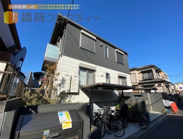建物外観　ツートンカラーがおしゃれな外観です。