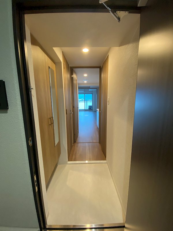 玄関　※別のお部屋の写真ですが参考までに