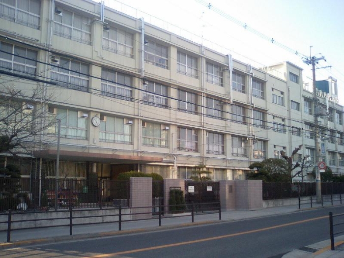 中学校　大阪市立中野中学校（中学校）まで1006m