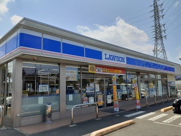 コンビニ　ローソン上尾須ヶ谷三丁目店（コンビニ）まで130m
