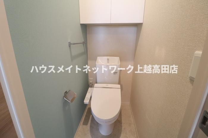 トイレ　温水洗浄暖房便座