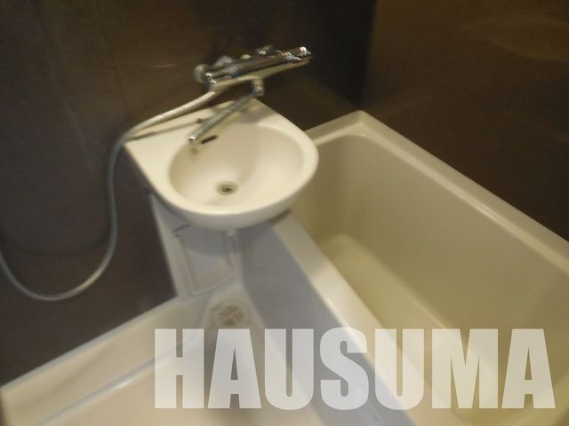 バス・シャワールーム　※※他号室写真使用