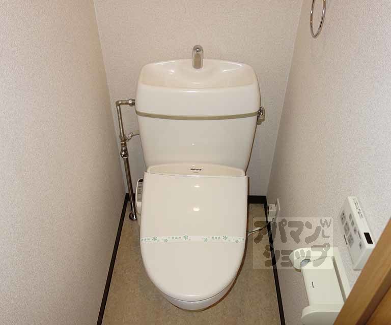 トイレ　トイレです（ウォッシュレット付です）