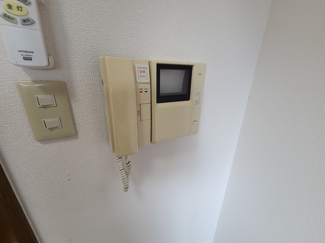 セキュリティ　モニター付きインターホンです