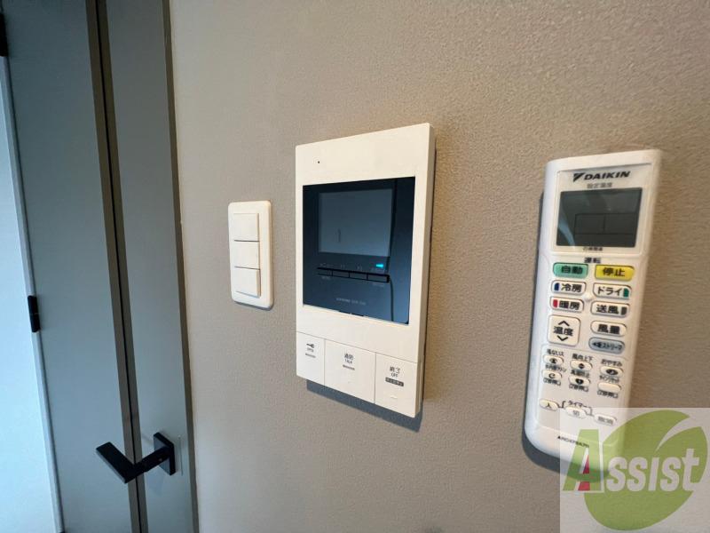 セキュリティ　ＴＶモニター付インターホンです。来客者の顔が見えるので安心！