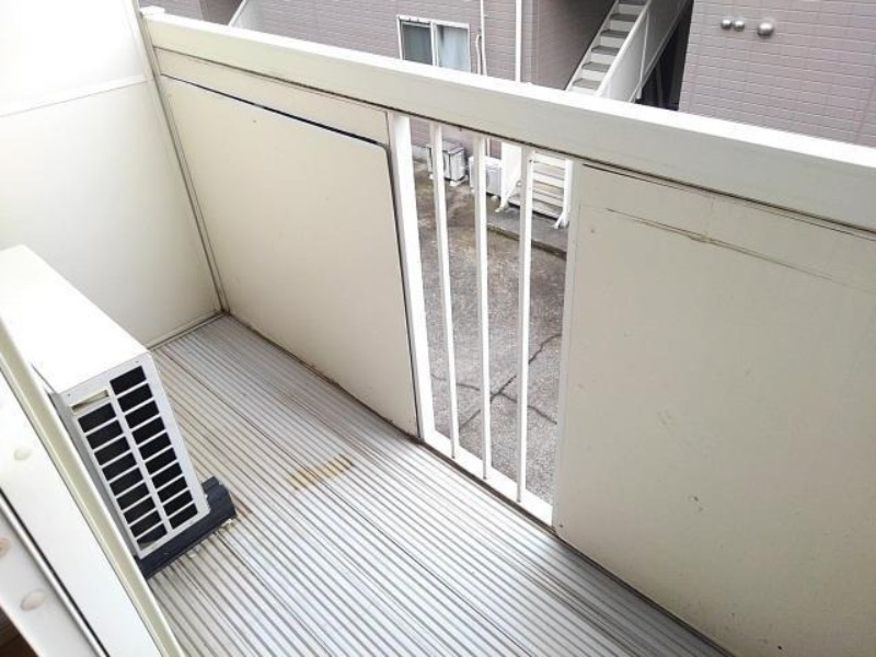 バルコニー　図面と現状に相違がある場合には現状を優先