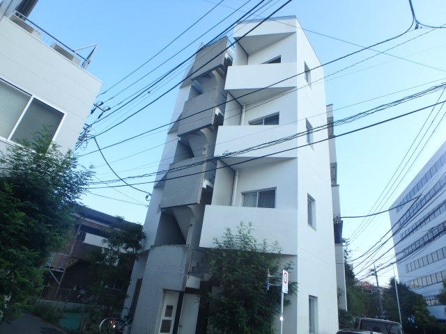 建物外観　女性限定のオートロック付ＲＣマンション♪