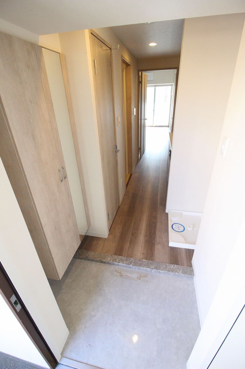 玄関　別の部屋の写真です