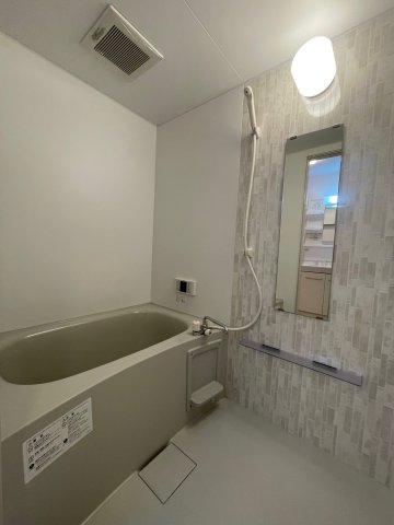 バス・シャワールーム　自動湯はり・追焚給湯付き♪いつでもバスタイムが楽しめます♪