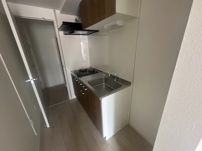 キッチン　同一物件別部屋