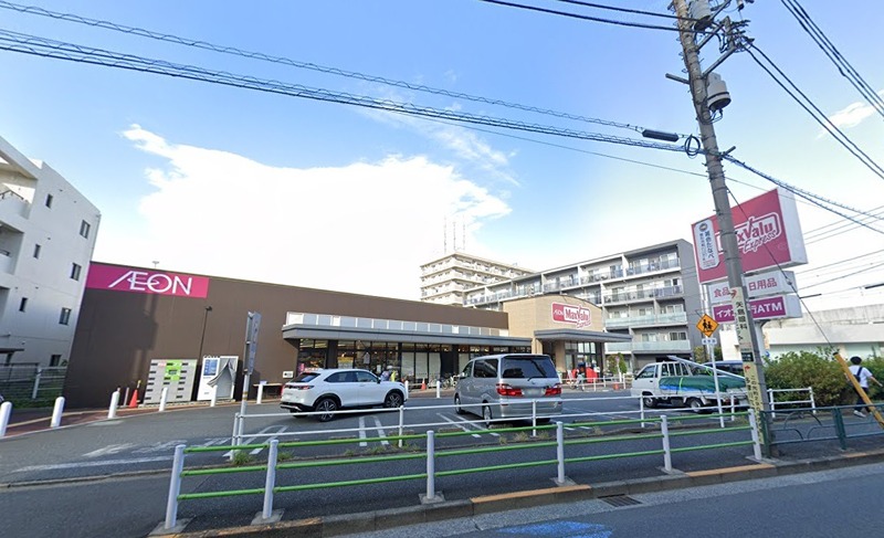 スーパー　マックスバリュエクスプレス六郷土手駅前店（スーパー）まで572m