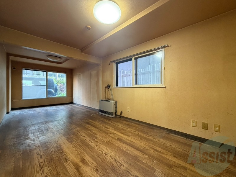居室・リビング　広くてキレイなお部屋が広がっていて、充実した生活が送れそう。