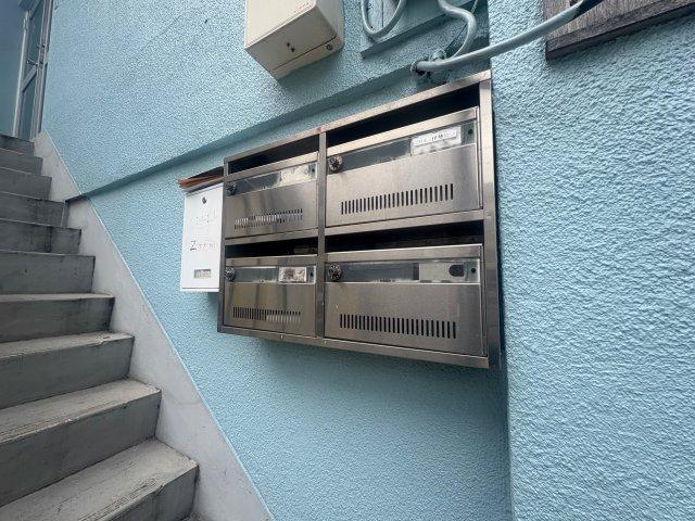 エントランス　清潔なエントランスです
