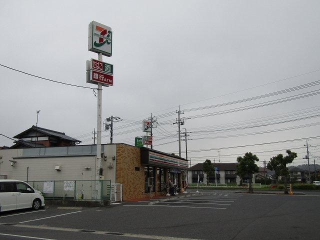 コンビニ　セブンイレブン新茂原駅店（コンビニ）まで650m