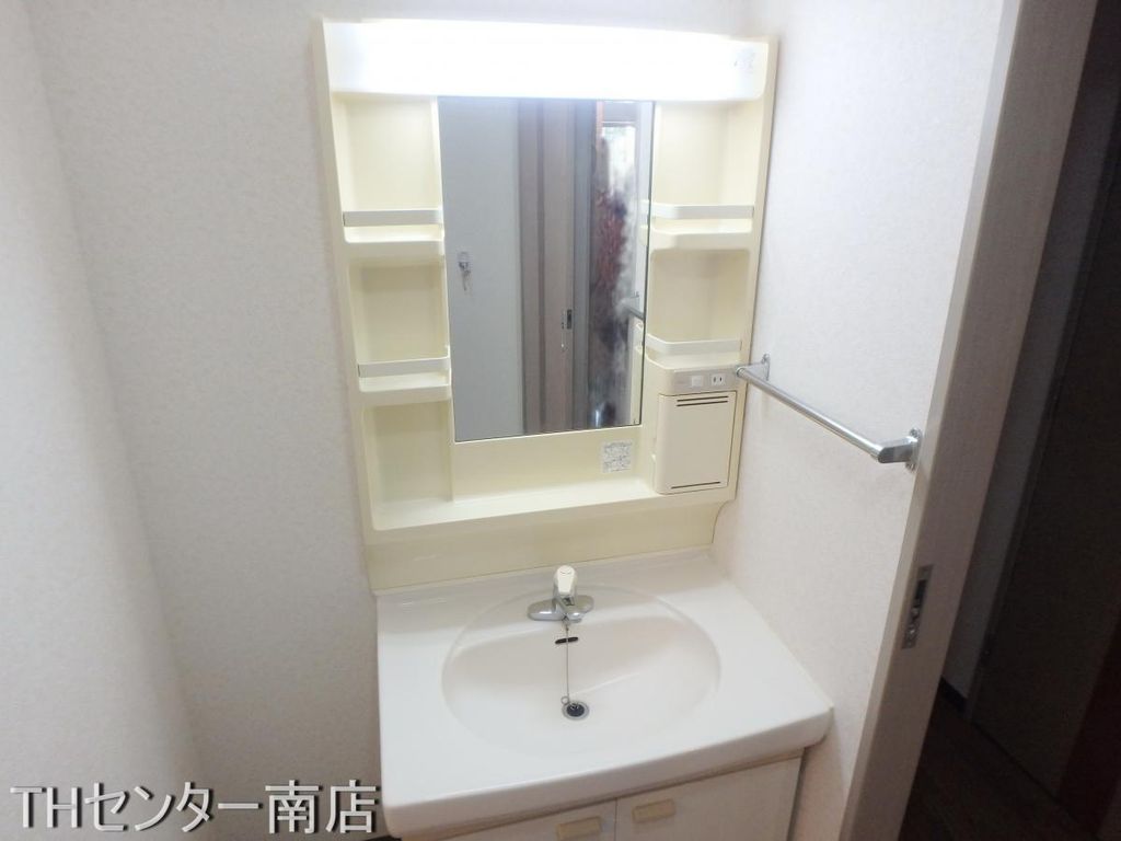 洗面設備　同シリーズ
