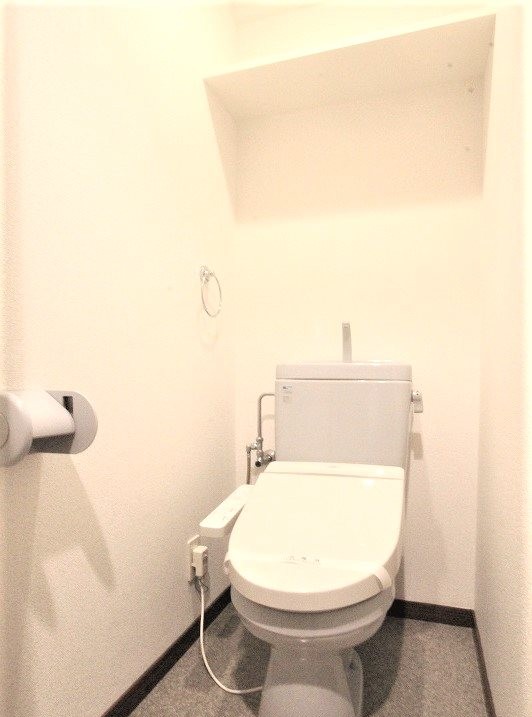 地下鉄箱崎線 呉服町駅 徒歩11分 14階建 築23年のトイレ写真