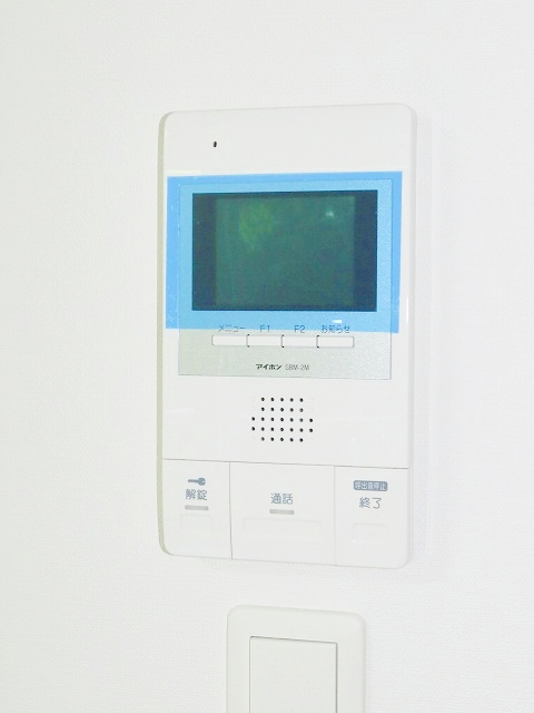 セキュリティ　安心のＴＶモニターホン設備が付いています♪