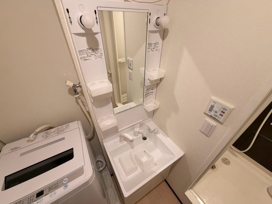 洗面設備　※別部屋の写真です