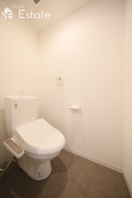 地下鉄桜通線 名古屋駅 徒歩14分 3階建 新築のトイレ写真