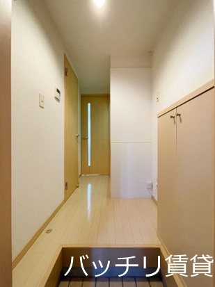 ペア箱崎駅南Iの玄関写真