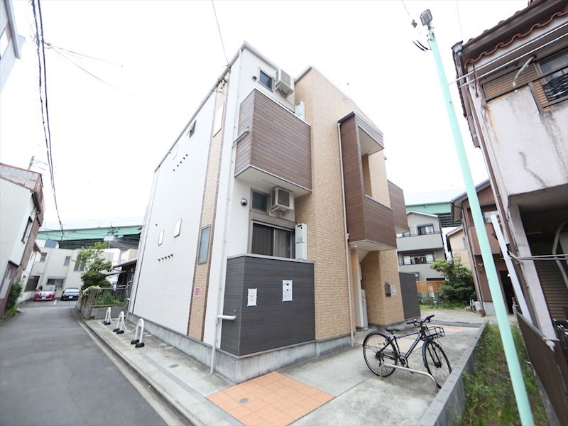 建物外観　外観　デザイナーズ　光インターネット無料