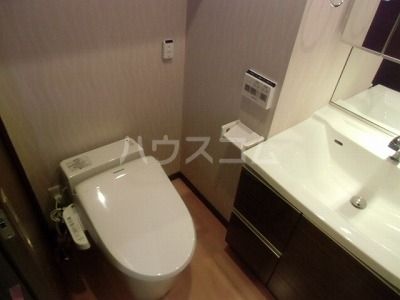 ラスパシオ三軒茶屋のトイレ写真