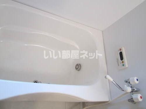ソレイユIIの風呂写真