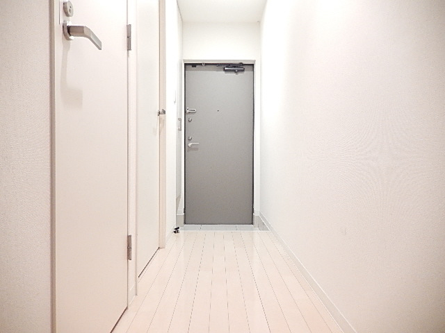 KDX清水レジデンスの玄関写真