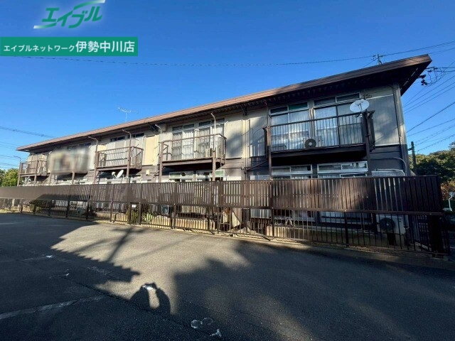 さつきハイツの外観写真