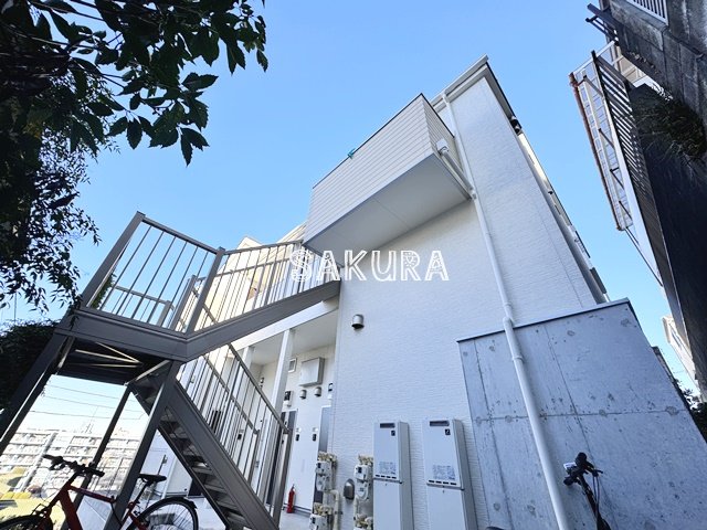BijouxDeux大倉山の外観写真