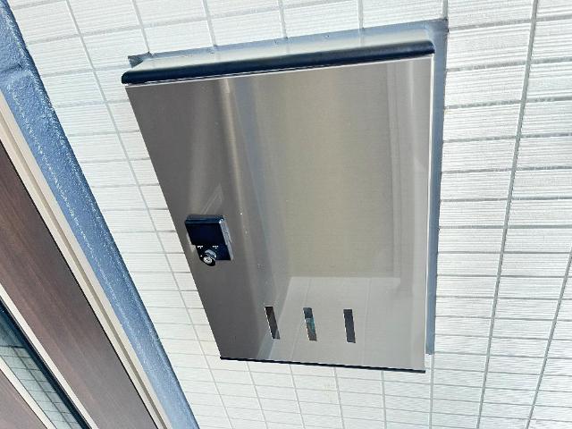 玄関　宅配ＢＯＸ