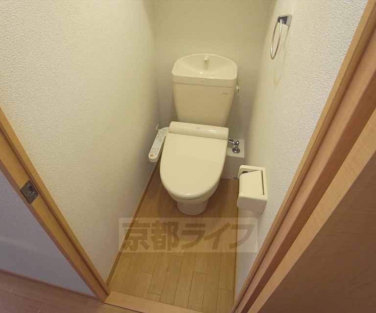 レオパレス吉祥院のトイレ写真