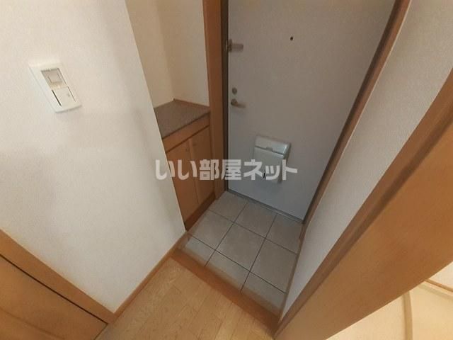 SEDNA鶴見緑地の玄関写真