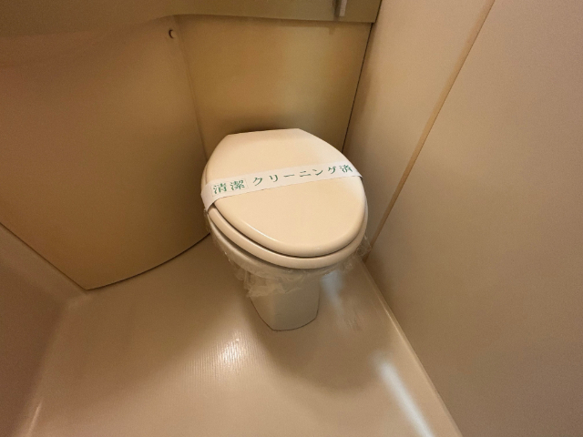地下鉄御堂筋線 本町駅 徒歩6分 15階建 築41年のトイレ写真