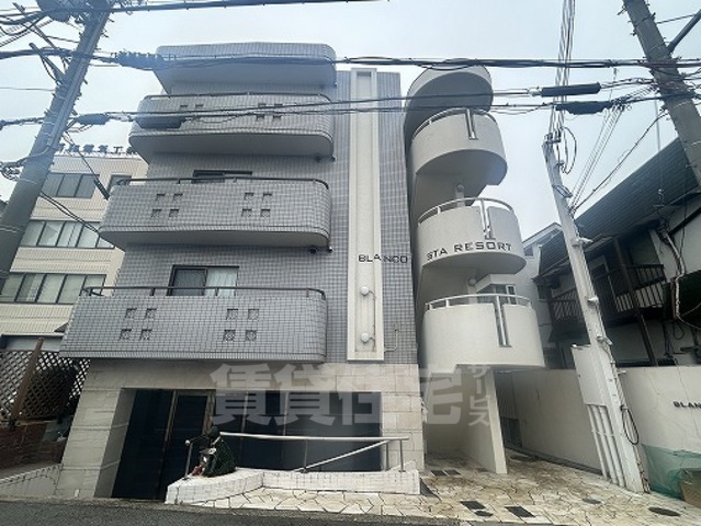 BLANCOSTAの外観写真