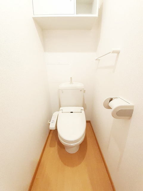 ＪＲ豊肥本線 水前寺駅 徒歩50分 2階建 築19年のトイレ写真