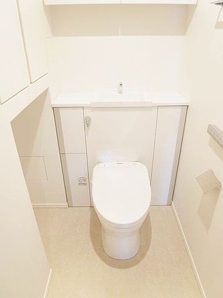 トイレ　シンプルで使いやすいトイレです